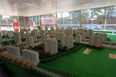 密州东坡小区5室2厅3卫124万240m2中档装修出售